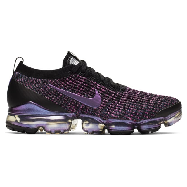 NIKE Vapormax