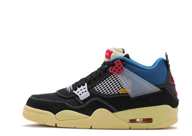 AIR JORDAN 4